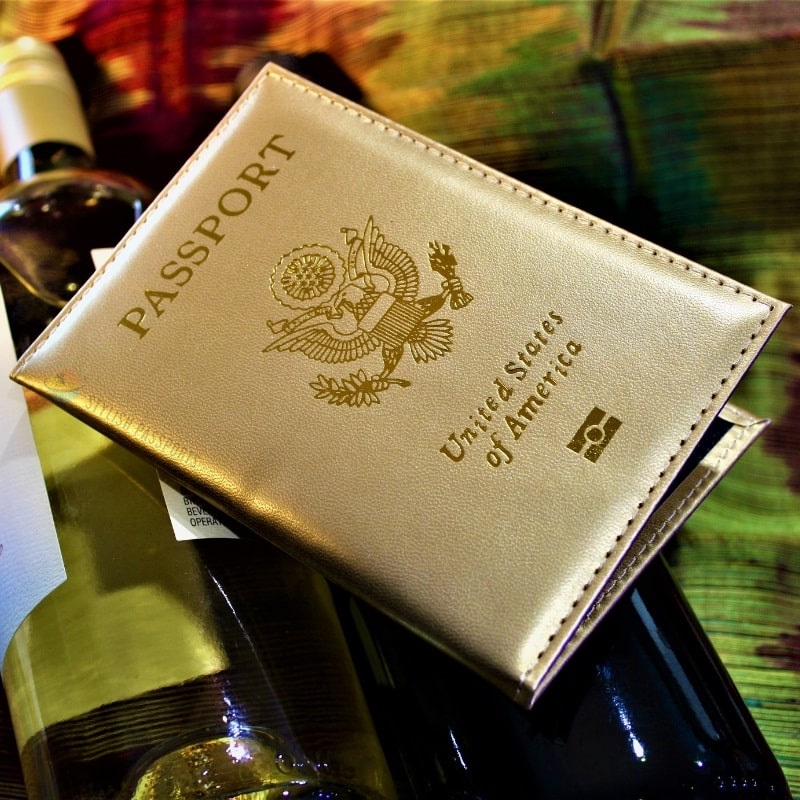 Passport Cover Star Metallic Gold